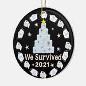 私たち生き延びは2021年を覚えて、トイレの紙 セラミックオーナメント (左)