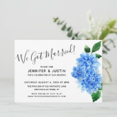 私たち結婚しました！青い水彩のダリアの花 招待状 (スタンド正面)