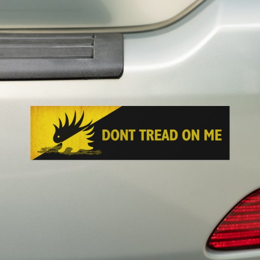 私でヤマアラシを踏まないで下さい バンパーステッカー (車上)