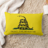 私で踏まないで下さい ランバークッション (ブランケット)