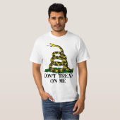 私で踏まないで下さい Tシャツ (正面フル)