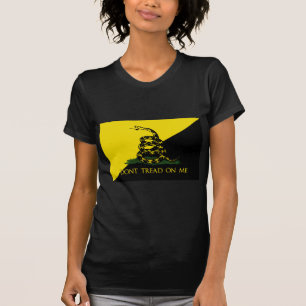 私で踏まないで下さい Tシャツ