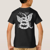 "私で"写実的なTシャツを踏まないで下さい Tシャツ (裏面)