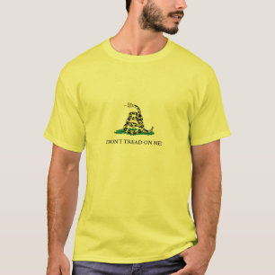 私でTシャツを踏まないで下さい Tシャツ