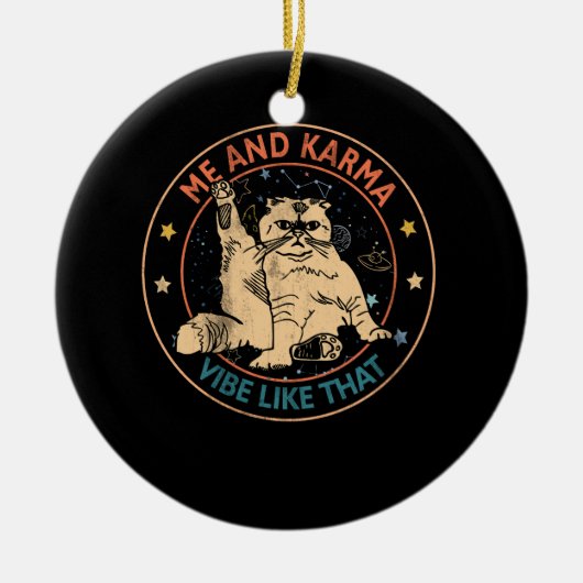 私とカルマヴィーベそのカルマは猫を鳴らす セラミックオーナメント (正面)