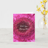 私とカードピンクのガーベラ結婚します カード (黄色い花)