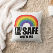 私と一緒なら安全よ LGBTQ レインボー プライド クッション (ブランケット)
