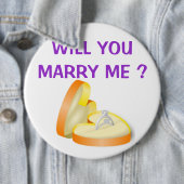 「私と結婚してくれない？」 婚約リングや輪 缶バッジ (インサイチュ)