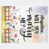 私と結婚してくれる？フェンスフラワープロポーズ フリースブランケット (正面(横))