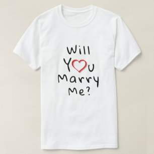 私と結婚してくれる?レッドロマンチックハート Tシャツ