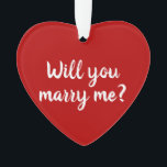 私と結婚して赤いカスタム脚本案 オーナメント<br><div class="desc">私と結婚する赤と白かカスタムスクリプト名の提案クリスマスハートオーナメント。可愛エレガントいフェイク金ゴールドとクリムゾン赤オーナメント。ロマンチックなクリスマス婚約、結婚提案。両面オーナメント。クリスマス素晴らしまたはバレンタインデーの結婚の提案のために。</div>