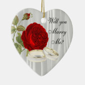 私と結婚しますか。 |の赤いバラ セラミックオーナメント (右)