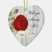 私と結婚しますか。 |の赤いバラ セラミックオーナメント (左)