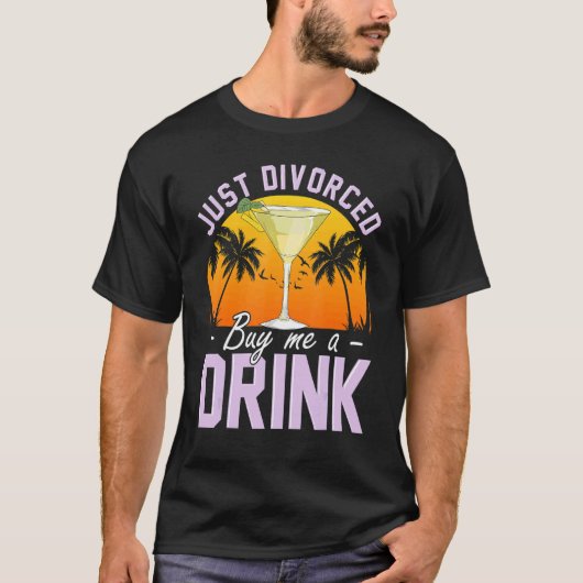 私と離婚し買ただけ離婚別パーティー Tシャツ (正面)