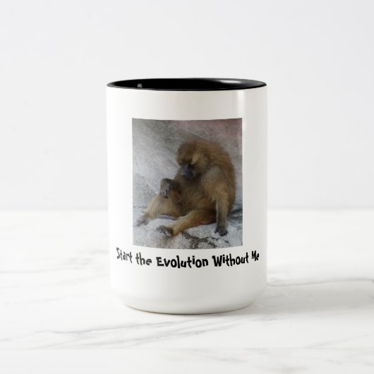 私なしで進化を始めて下さい ツートーンマグカップ (中央)