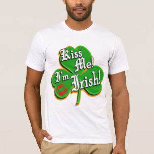 私によってがアイルランド語である私に接吻して下さい Tシャツ