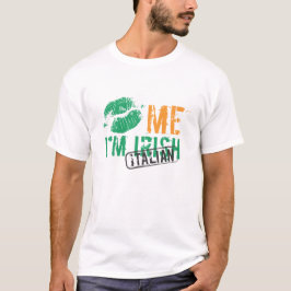 私によってがアイルランド語/イタリア語である私に接吻して下さい Tシャツ