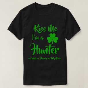 私によってがハンターまたはアイルランド人または飲まれてである私に接 Tシャツ