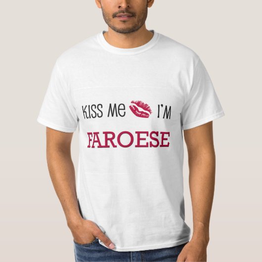私によってがフェロー語である私に接吻して下さい Tシャツ (正面)