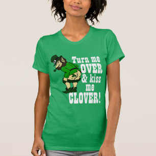 私にアイルランドのクローバー接吻して下さい Tシャツ