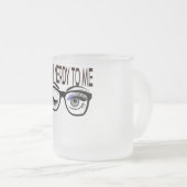 私にオタク話すギークメガネのウィンキングアイ フロストグラスマグカップ (正面右)