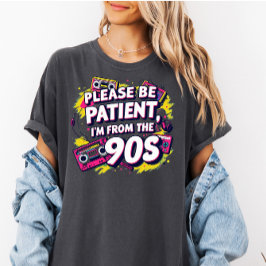私に少し待っててください、私は1900年代から来たんです プラスサイズTシャツ