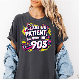 私に少し待っててください、私は1900年代から来たんです プラスサイズTシャツ