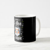 私に必要なのはコーヒーと私のオージーだけ コーヒーマグカップ (正面右)