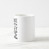 私に自分の弁護士声を使わせない コーヒーマグカップ (中央)