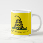 私に踏み付けない:ガッズデン国旗 ジャンボコーヒーマグカップ (右)