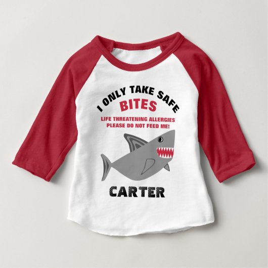 私に食物アレルギー警報鮫のワイシャツを食べ物を与えないで下さい ベビーTシャツ (正面)