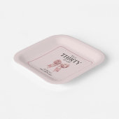 私に30を話すピンクのシック30th誕生日パーティー ペーパープレート (傾斜あり)