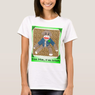 私に、私ありますアイルランドのソックス猿が接吻して下さい Tシャツ