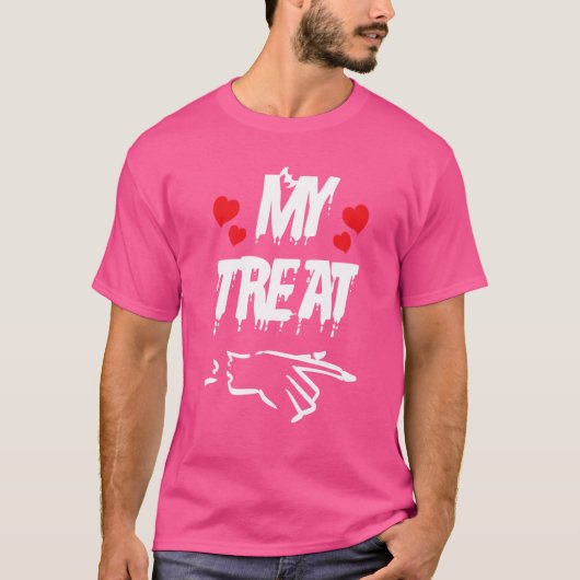 私のおごり夫と妻のハロウィーのカップルのマッチング Tシャツ (正面)