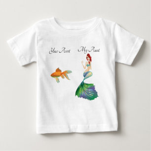 私のおばさんの金魚の人魚のメイドかわいいおもしろい幼児 ベビーTシャツ