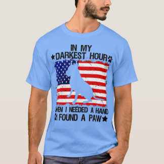 私のおもしろい最も暗い時間で私は手が必要だった Tシャツ