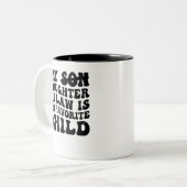 私のおもしろい義理の娘は私の子お気に入りのだ ツートーンマグカップ (正面左)