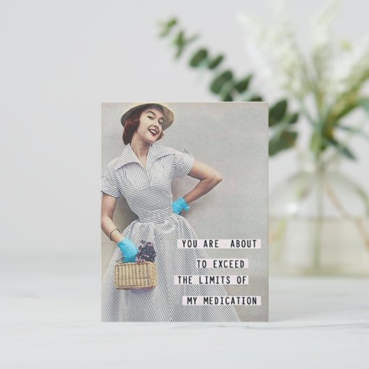 私のおもしろい薬のヴィンテージ女性の限界 ポストカード (スタンド正面)
