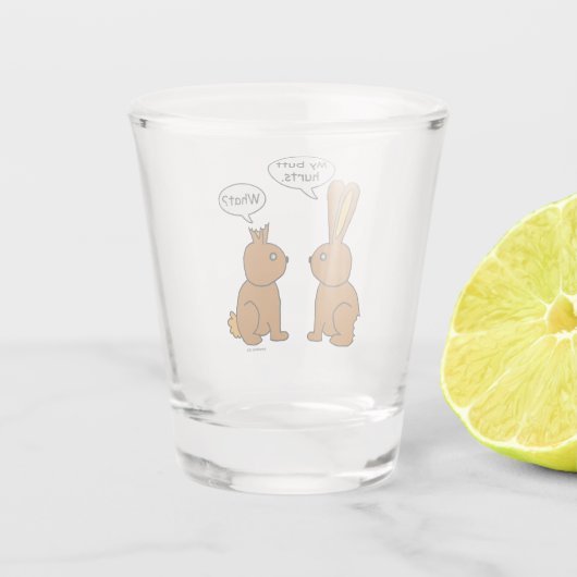 私のお尻の傷! -何か。 ショットグラス (裏面)