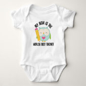 私のお母さんは世界の最も最高のな先生の子供のTシャツです ベビーボディスーツ (正面)