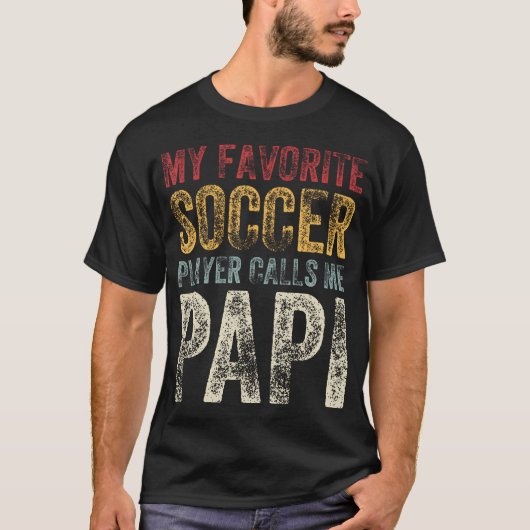 私のお気に入りのサッカー選手がPapiと呼んでくれる レトロ風デザイン Tシャツ (正面)