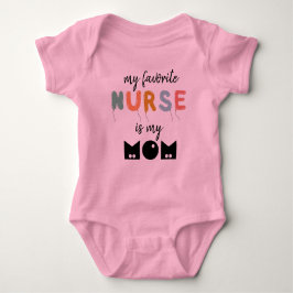私のお気に入りのナースは母が可愛いパーソナライズされた ベビーボディスーツ