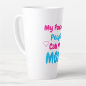 私のお気に入りの人々は母と呼ぶ カフェラテマグ (左アングル)