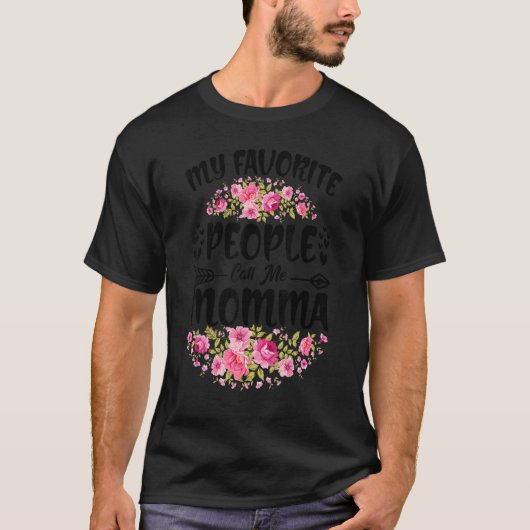 私のお気に入りの人々は私をママ花母Dと呼ぶ Tシャツ (正面)