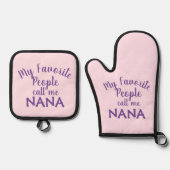 私のお気に入りの人々は私を奈々おばあちゃんおもしろいと呼ぶ 鍋つかみ&鍋敷きセット (正面)