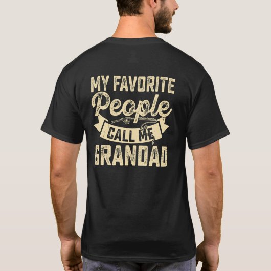私のお気に入りの人々は私を祖父と呼ぶ Tシャツ (裏面)