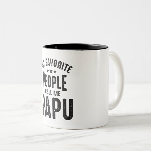 私のお気に入りの人々は私をPapuと呼ぶ – おじいちゃん ツートーンマグカップ (正面右)