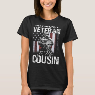 私のお気に入りの退役軍人はいとこのアメリカ国旗だ Tシャツ