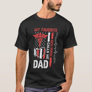 私のお気に入りのNICU看護師は私をパパと呼ぶ アメリカ国旗 父の日 Tシャツ
