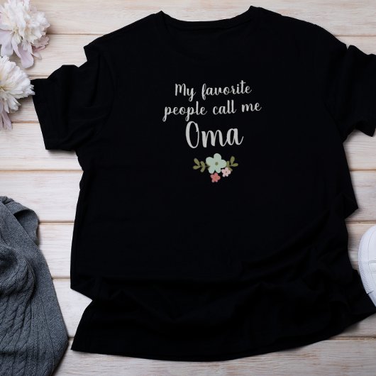 私のことをおばあちゃんと呼ぶ人たち Tシャツ